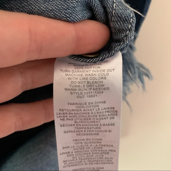 Current Elliot Distressed Denim Button Down Shirt Jacket - Picture 4 of 5